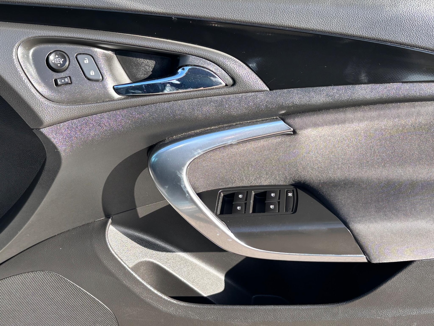 Used Vauxhall Insignia 2015 for sale - 77924980: Photo 20