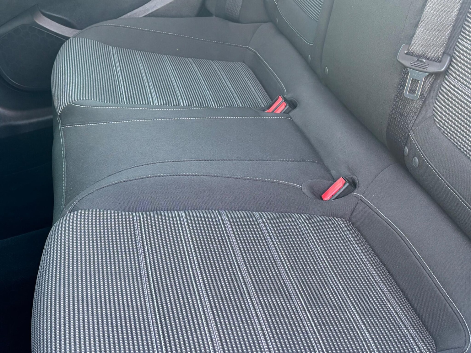 Used Vauxhall Insignia 2015 for sale - 77924980: Photo 23