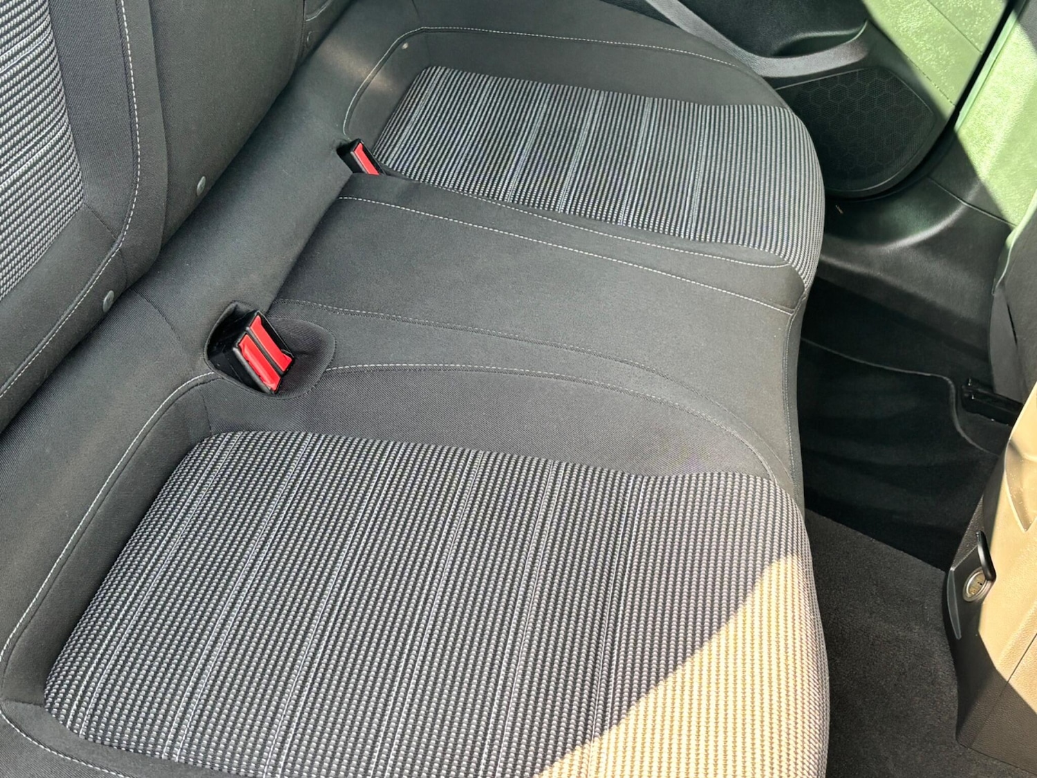 Used Vauxhall Insignia 2015 for sale - 77924980: Photo 24