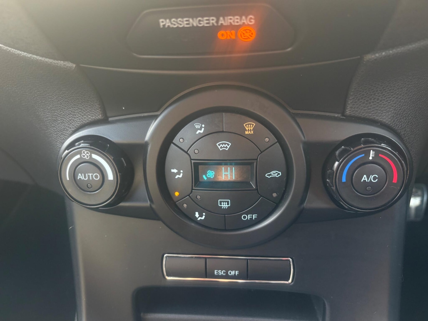 Used Ford Fiesta 2016 for sale - 78033790: Photo 33