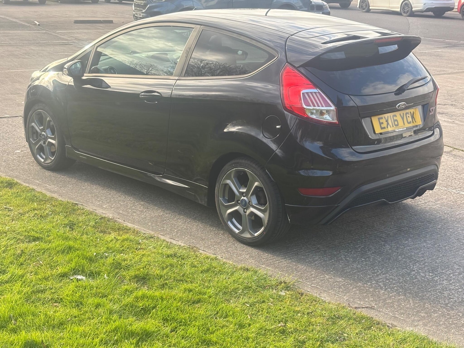 Used Ford Fiesta 2016 for sale - 78033790: Photo 4