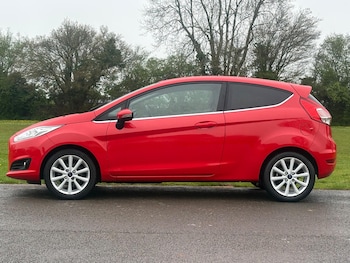 Used Ford Fiesta 2015 for sale - 78292234: Photo
