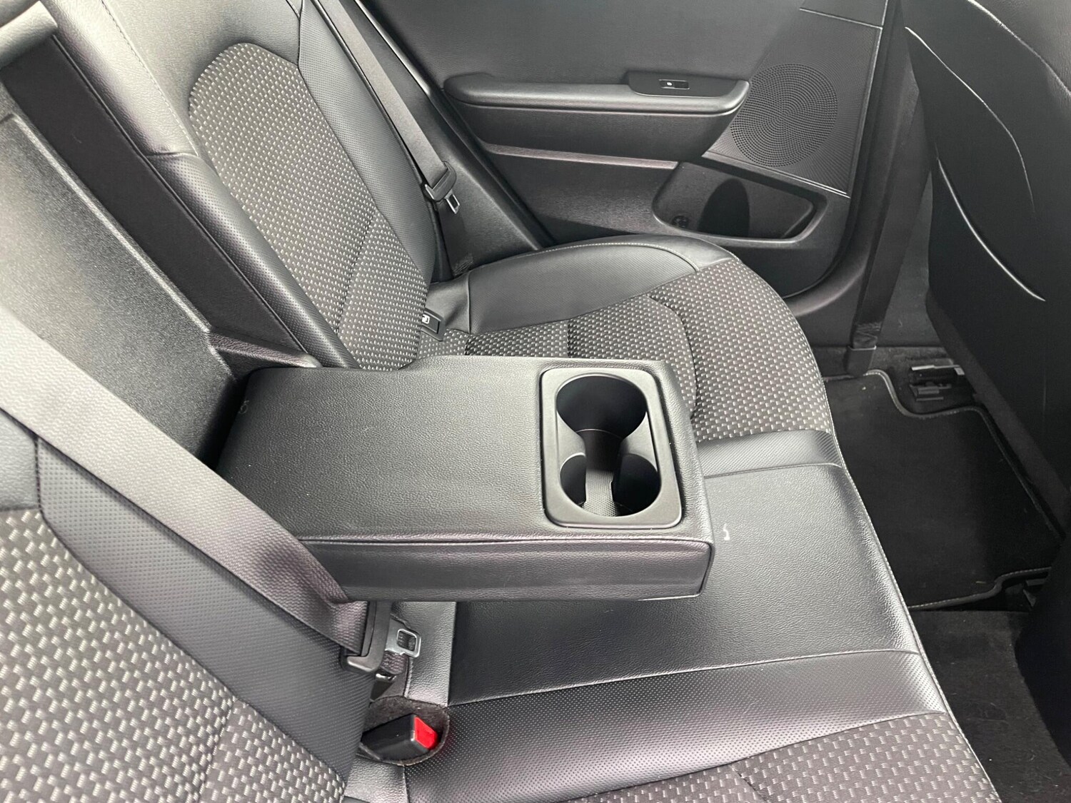 Used Kia XCeed 2020 for sale - 77658070: Photo 11