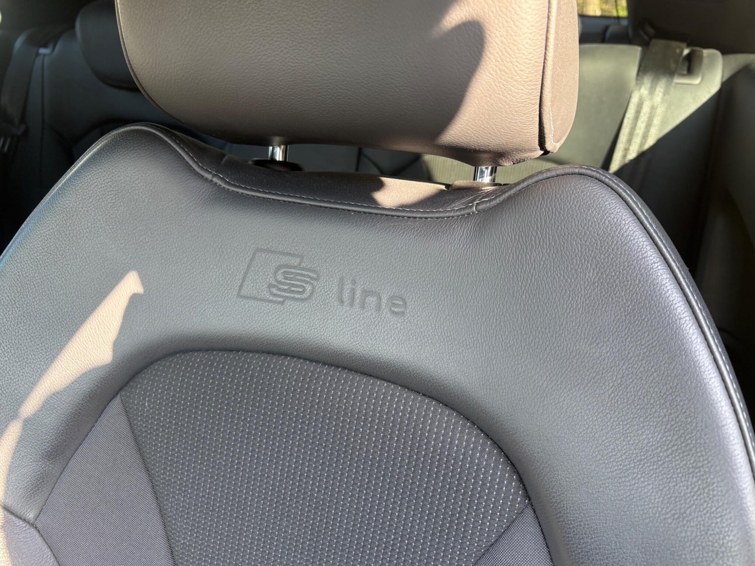 Used Audi A1 2011 for sale - 77977810: Photo 45