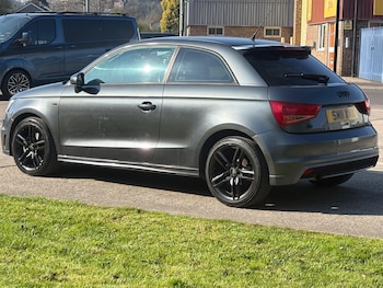 Used Audi A1 2011 for sale - 77977810: Photo