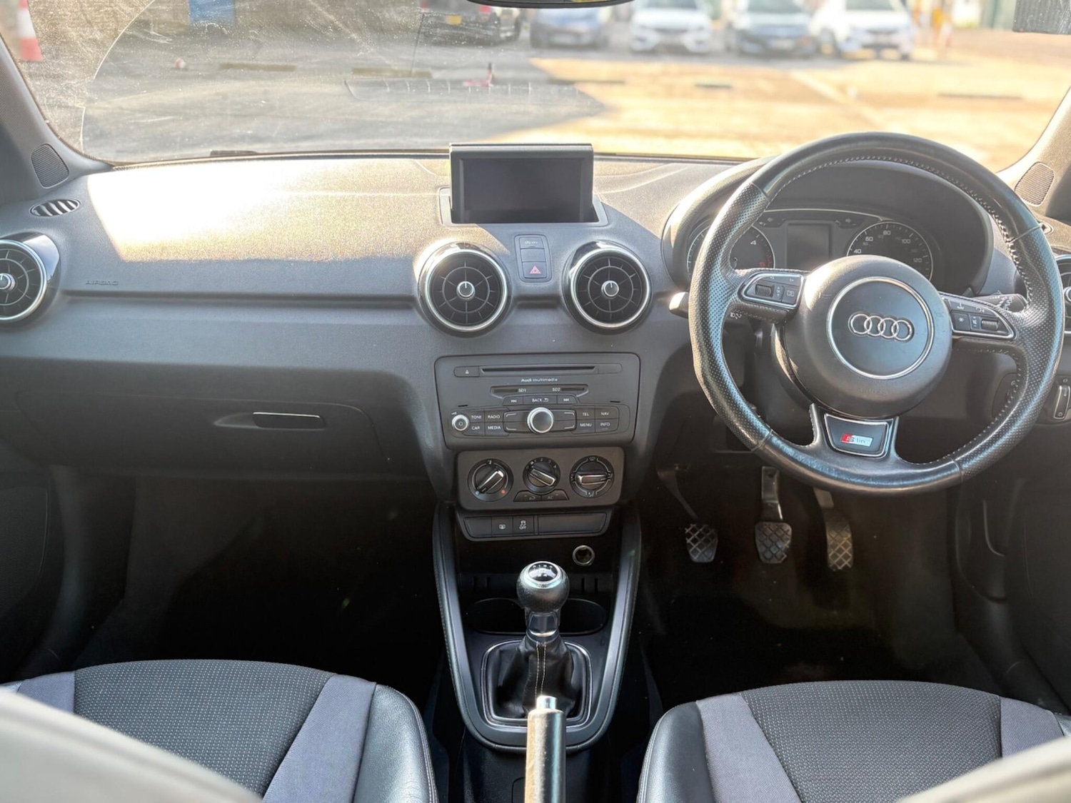 Used Audi A1 2011 for sale - 77977810: Photo 9