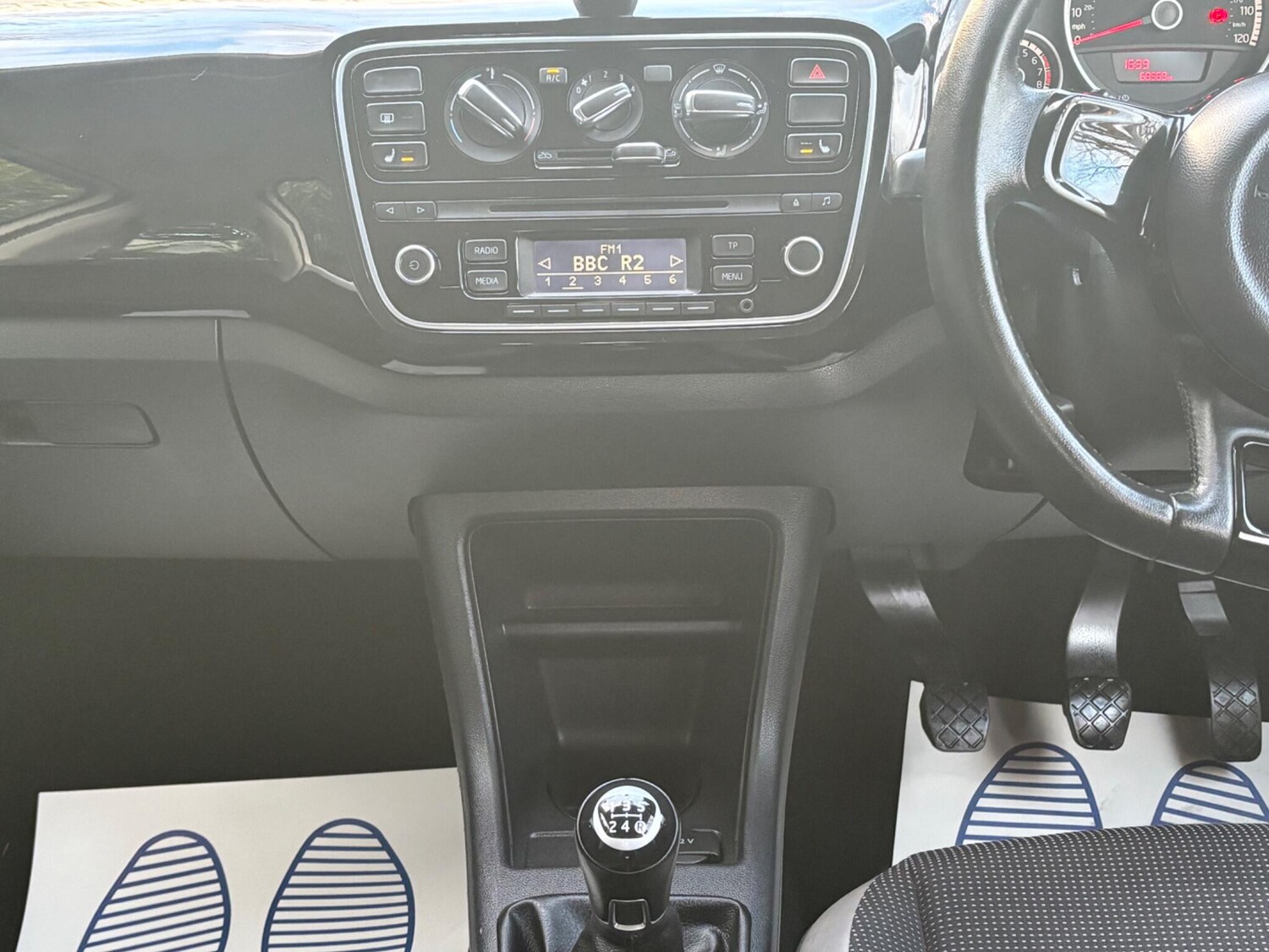 Used Volkswagen up! for sale - 77586145: Photo 24