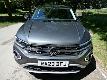 Used Volkswagen T-Roc 2023 for sale - 78828168: Photo