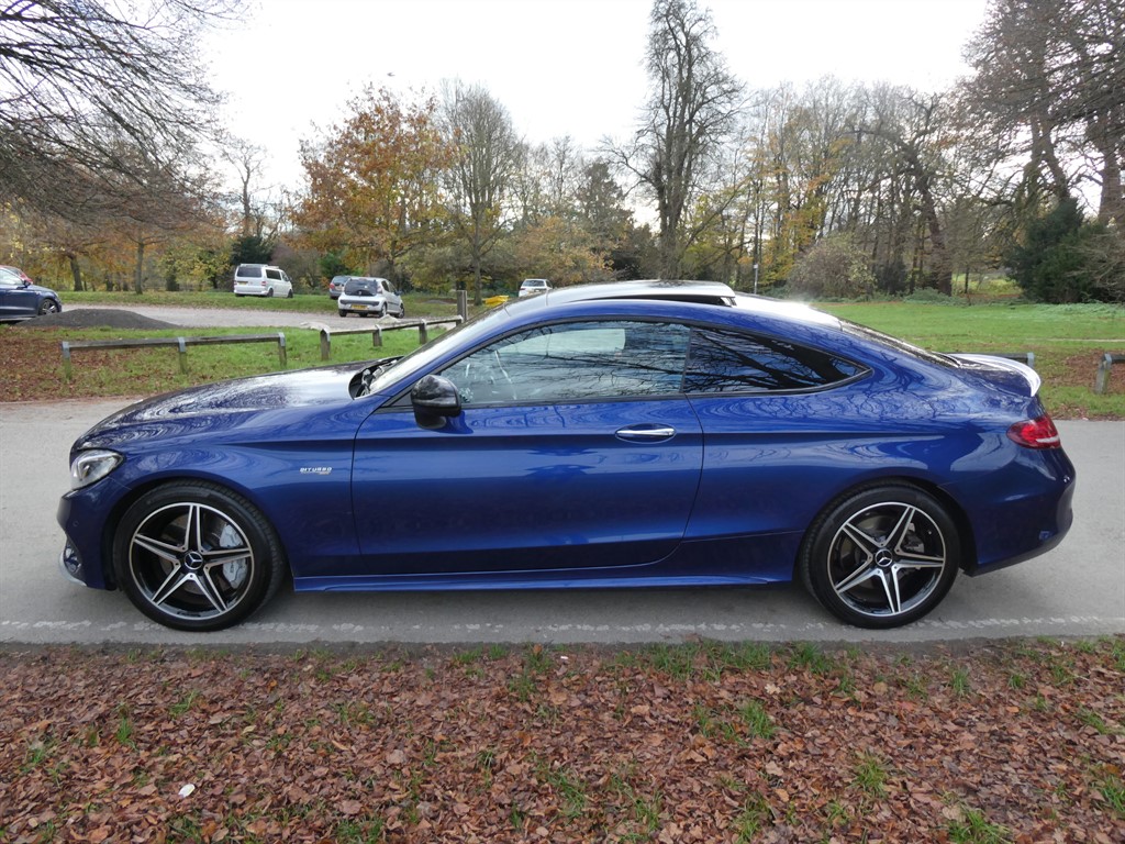 Used Mercedes-Benz C Class 2017 for sale - 76628512: Photo 2