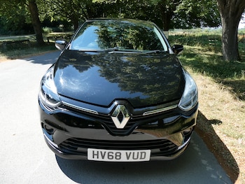 Used Renault Clio 2018 for sale - 79027317: Photo