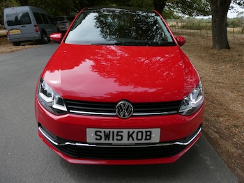 Used Volkswagen Polo 2015 for sale - 79427741: Photo