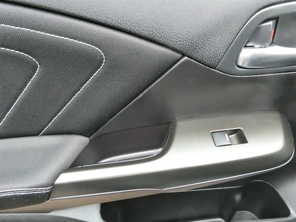 Used Honda Civic 2015 for sale - 76312517: Photo 12