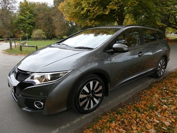 Used Honda Civic 2015 for sale - 76312517: Photo 3