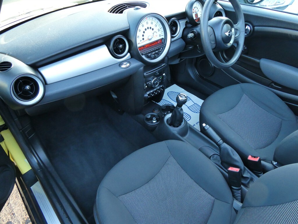 Used MINI Convertible 2011 for sale - 77552603: Photo 19