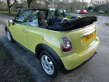 Used MINI Convertible 2011 for sale - 77552603: Photo