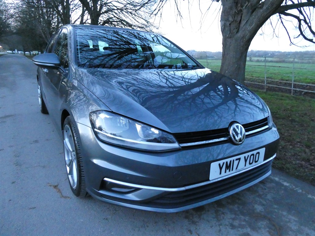 Used Volkswagen Golf 2017 for sale - 77134181: Photo 1