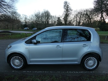 Used Volkswagen up! 2015 for sale - 77134188: Photo