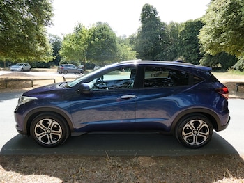 Used Honda HR-V 2015 for sale - 79281602: Photo