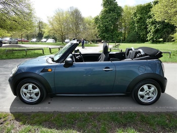 Used MINI Convertible 2010 for sale - 78263961: Photo