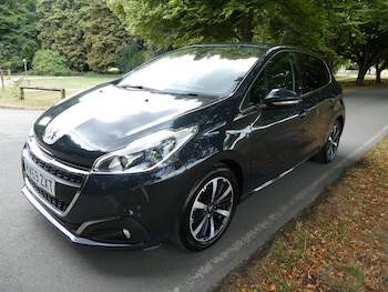 Used Peugeot 208 2019 for sale - 75570874: Photo