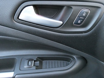 Used Ford Kuga 2017 for sale - 76766585: Photo