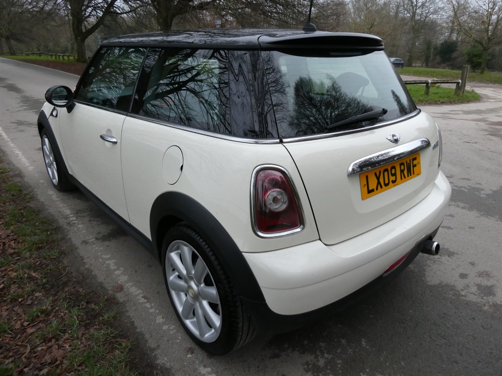 Used MINI Hatch 2009 for sale - 77052141: Photo 6