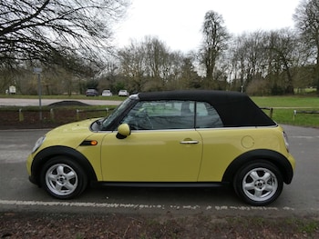 Used MINI Convertible 2011 for sale - 77393640: Photo