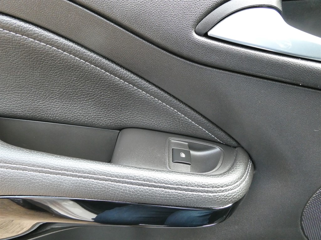 Used Vauxhall ADAM 2015 for sale - 76384705: Photo 22