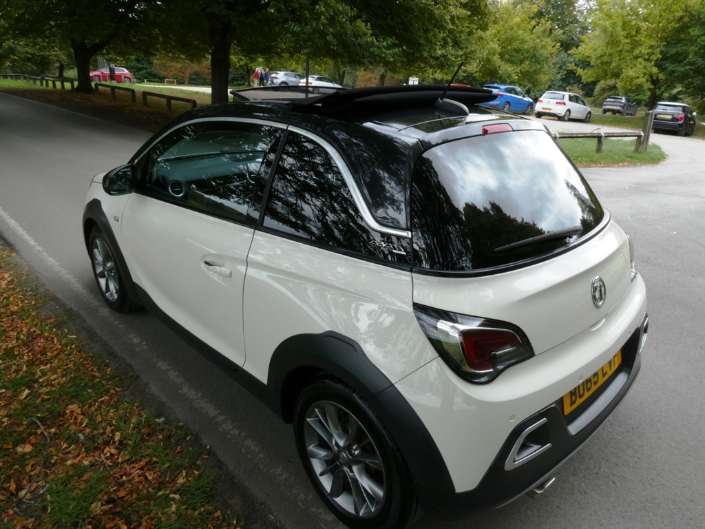 Used Vauxhall ADAM 2015 for sale - 76384705: Photo 6