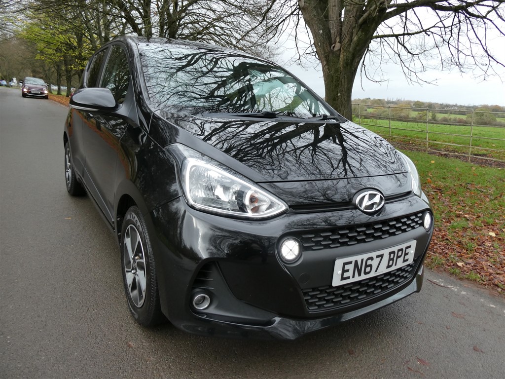 Used Hyundai i10 2018 for sale - 76534119: Photo 1