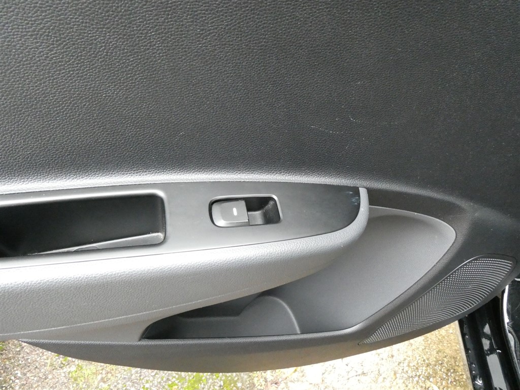 Used Hyundai i10 2018 for sale - 76534119: Photo 13