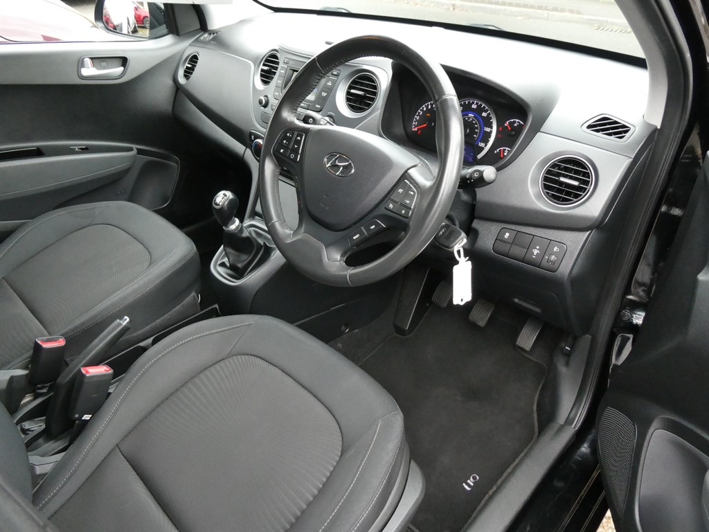 Used Hyundai i10 2018 for sale - 76534119: Photo 17