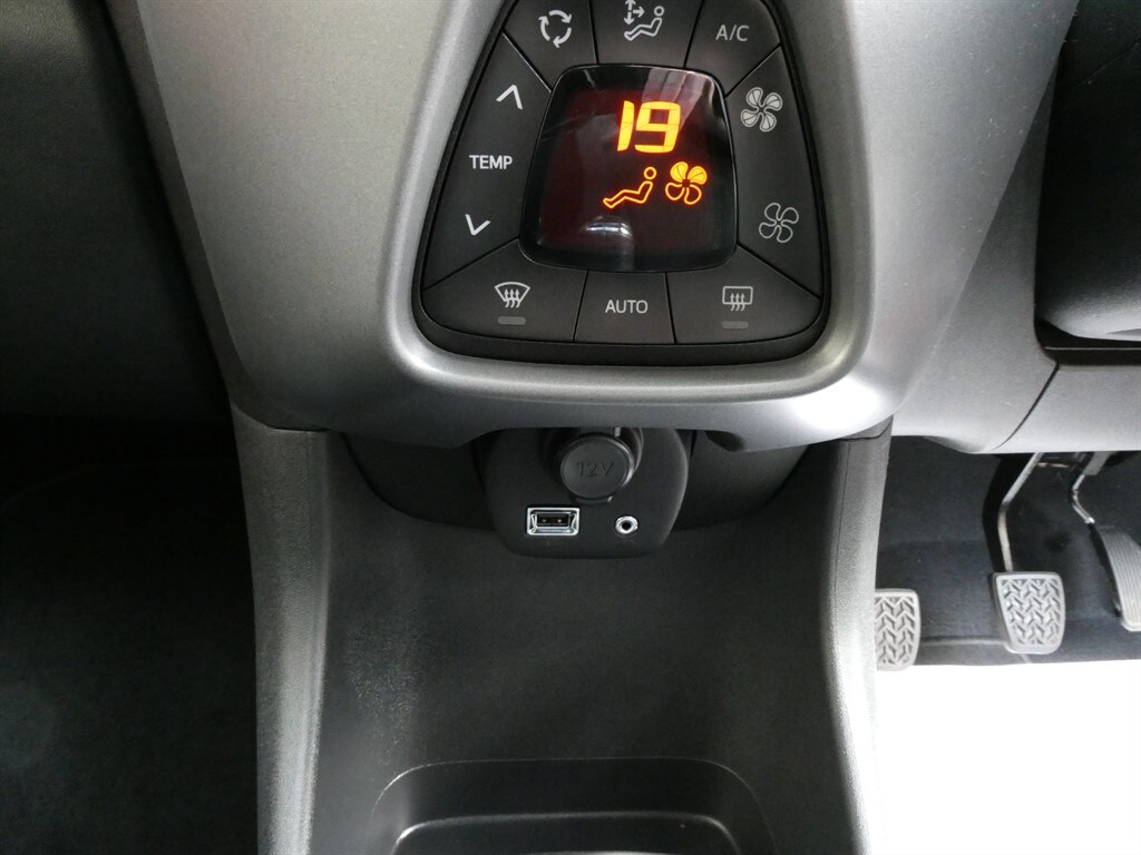 Used Toyota AYGO 2021 for sale - 75959859: Photo 14