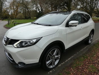 Used Nissan Qashqai 2015 for sale - 76704684: Photo