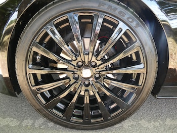 Used Jaguar XE 2015 for sale - 79281599: Photo