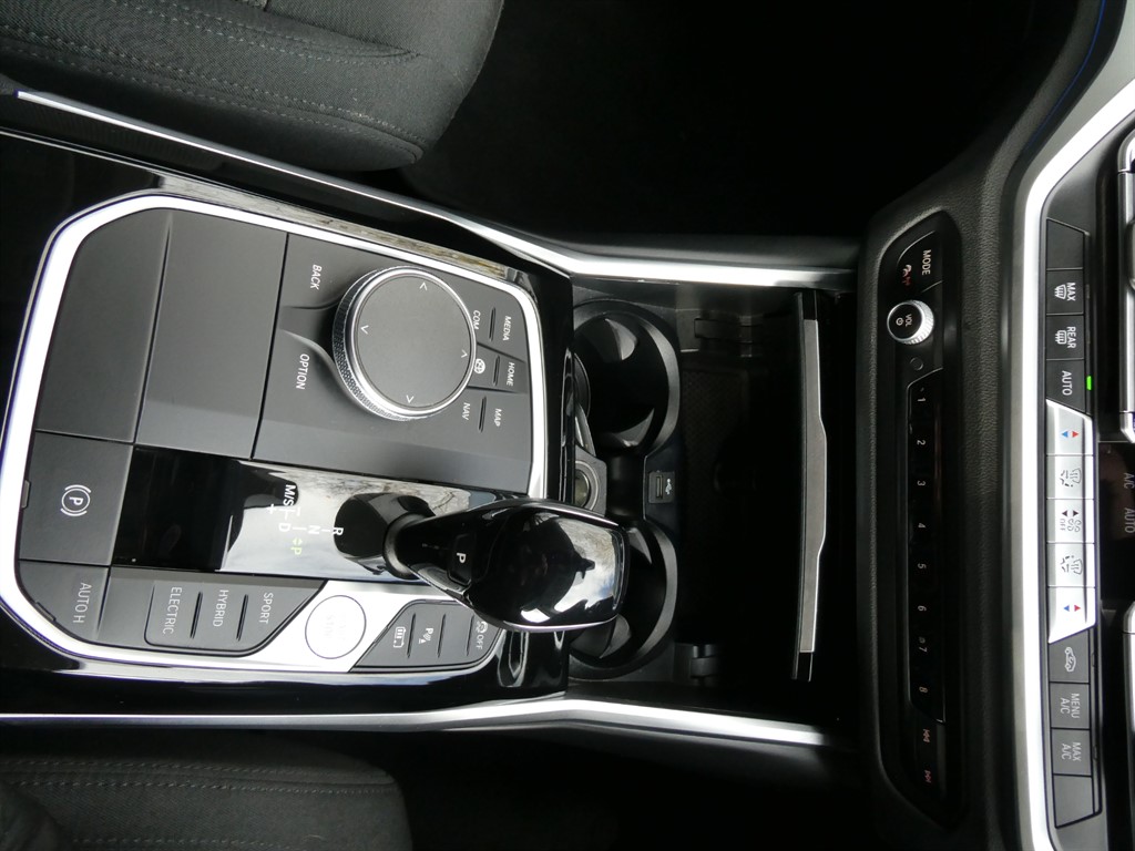 Used BMW 3 Series 2022 for sale - 77480395: Photo 11