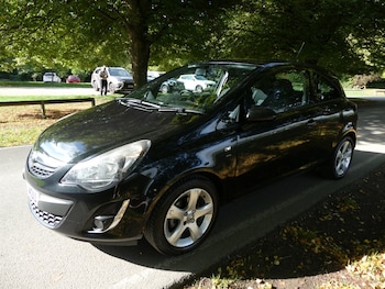 Used Vauxhall Corsa 2013 for sale - 75946902: Photo