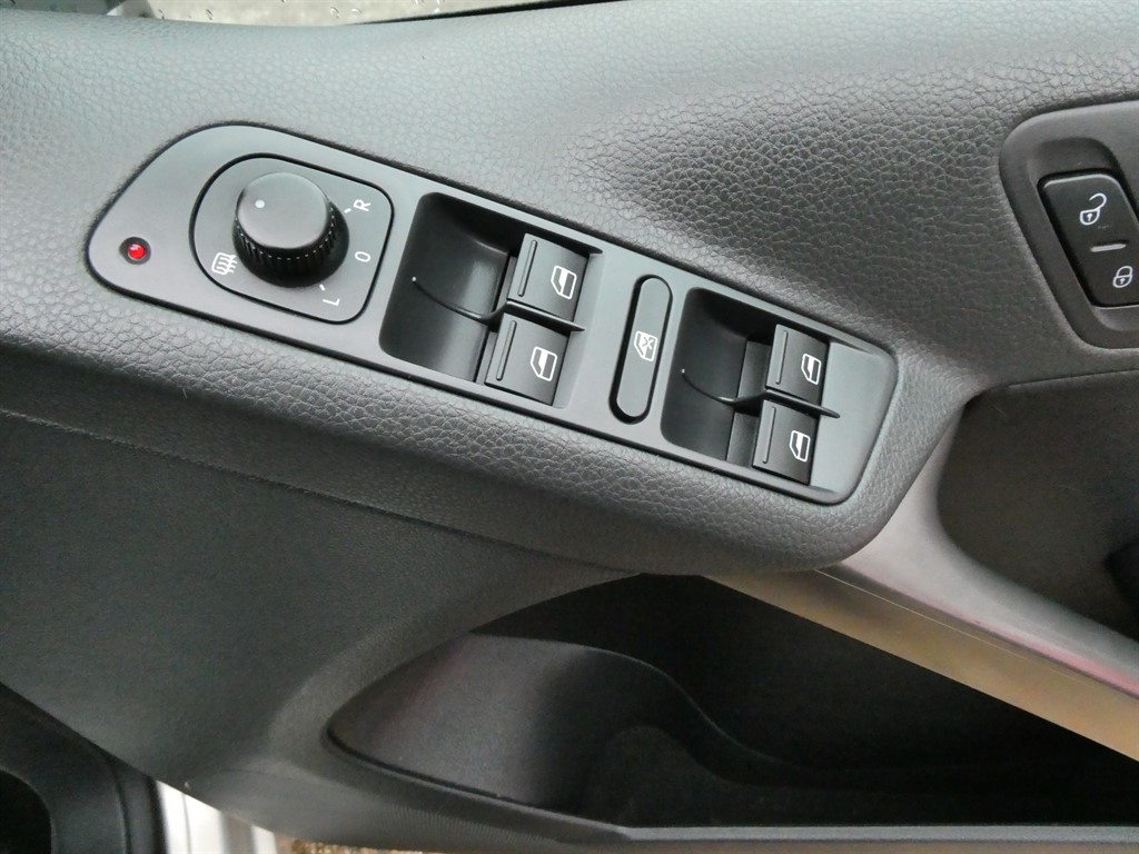 Used Volkswagen Tiguan 2009 for sale - 77588859: Photo 15