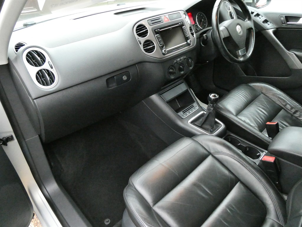 Used Volkswagen Tiguan 2009 for sale - 77588859: Photo 22