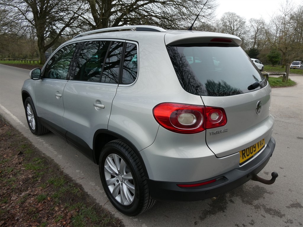 Used Volkswagen Tiguan 2009 for sale - 77588859: Photo 5