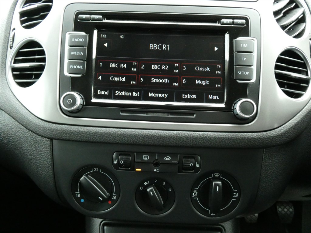 Used Volkswagen Tiguan 2009 for sale - 77588859: Photo 9