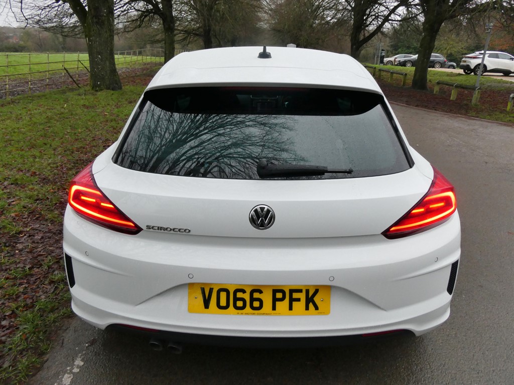 Used Volkswagen Scirocco 2016 for sale - 76648231: Photo 6