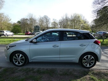 Used Hyundai i20 2016 for sale - 77988851: Photo