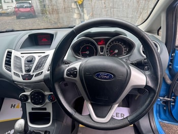 Used Ford Fiesta 2010 for sale - 75740466: Photo