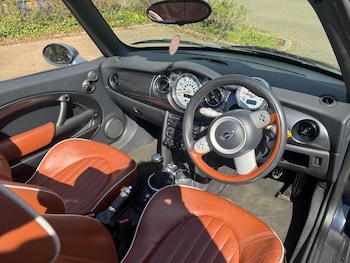 Used MINI Convertible 2008 for sale - 75740411: Photo