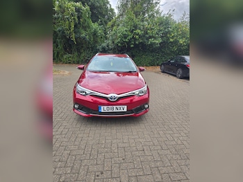 Toyota - Auris