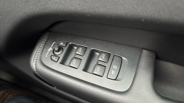 Used Volvo XC60 2025 for sale - 76112000: Photo 34