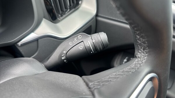 Used Volvo XC60 2025 for sale - 76112000: Photo 36