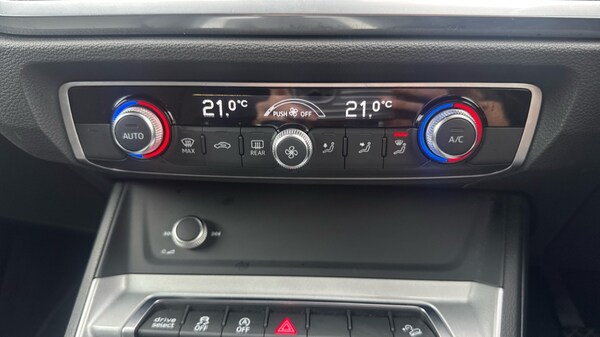 Used Audi Q3 2022 for sale - 76112394: Photo 16