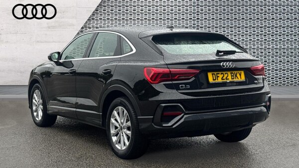 Used Audi Q3 2022 for sale - 76112394: Photo 3